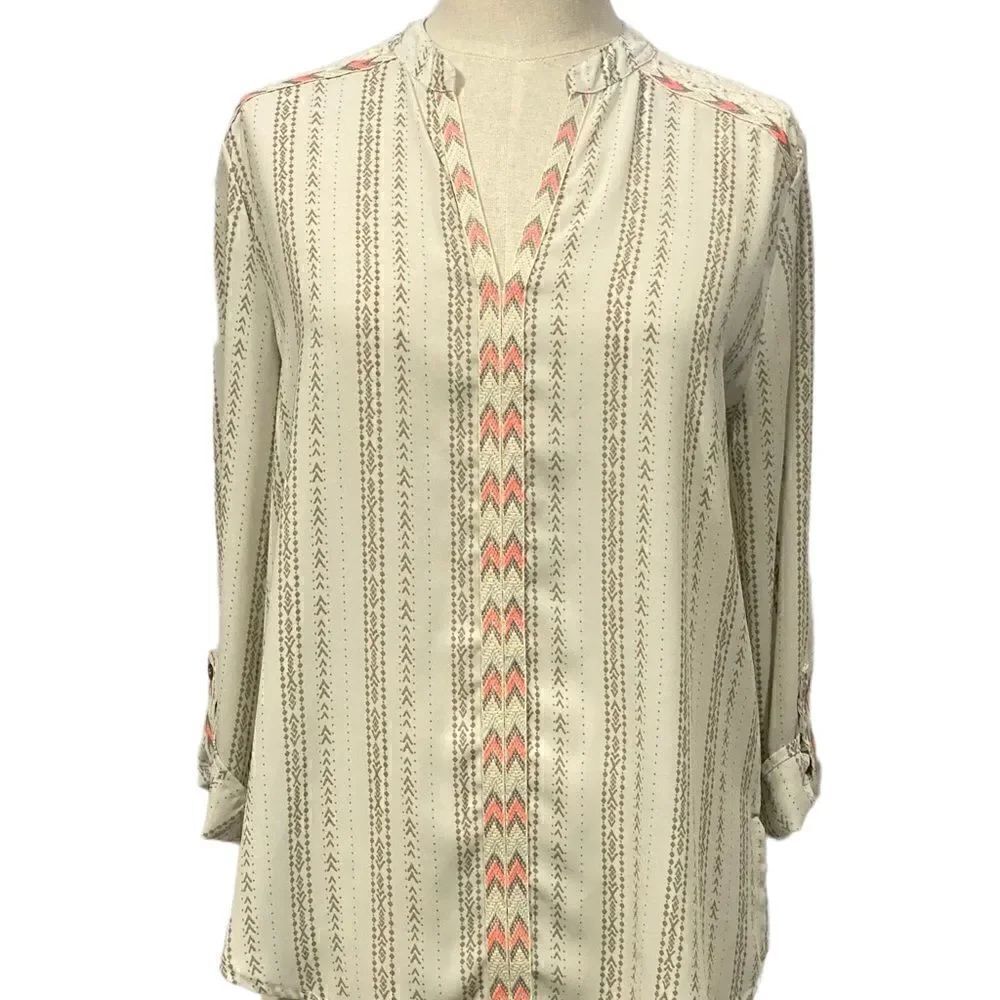 Jolt Off White V Neck Semi Sheer 3/4 Sleeve Blouse